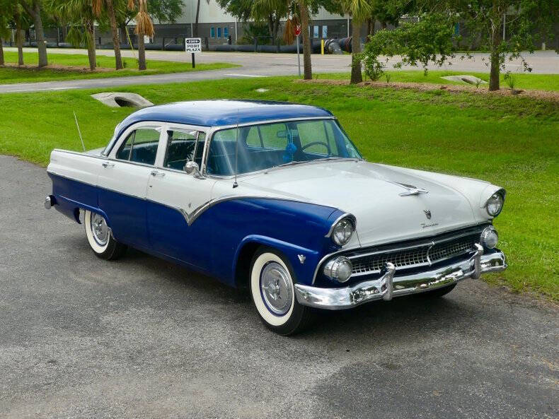 1955 Ford Fairlane
