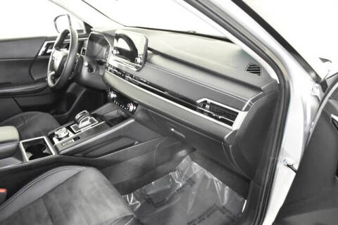 2023 Mitsubishi Outlander SE