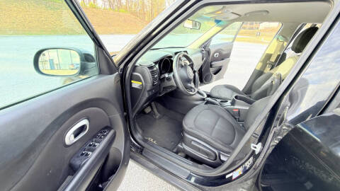 2018 Kia Soul +
