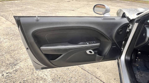 2018 Dodge Challenger SXT Plus