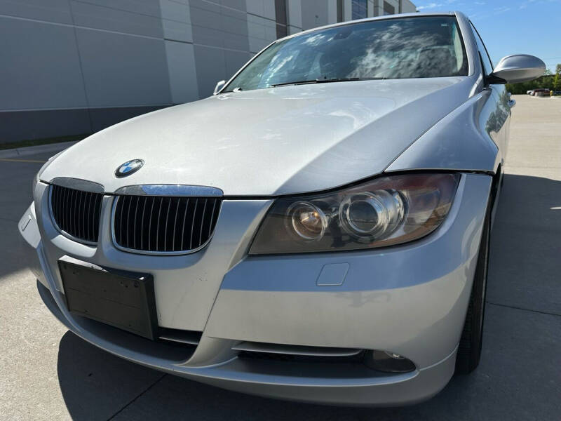 Used 2007 BMW 3 Series 335xi with VIN WBAVD535X7A007697 for sale in Elmhurst, IL