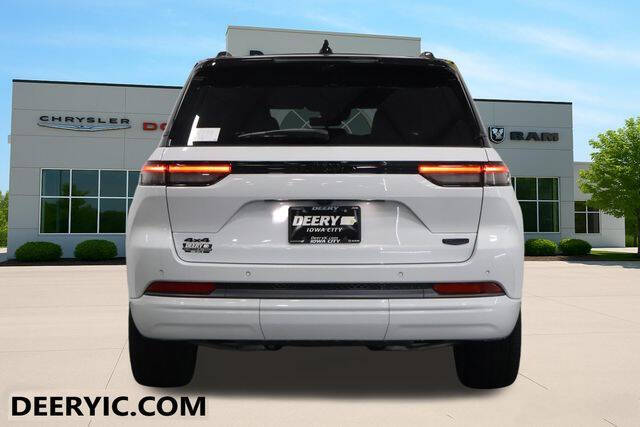 2026 Jeep Grand Cherokee Summit