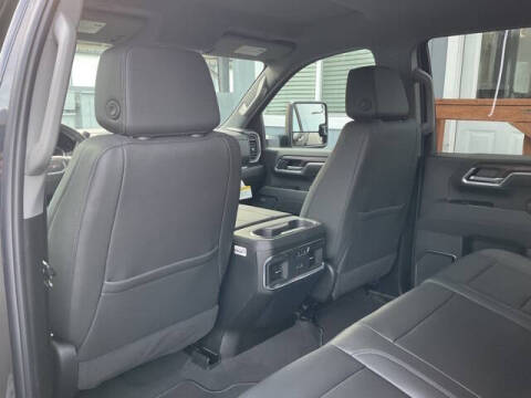 2025 GMC Sierra 2500HD