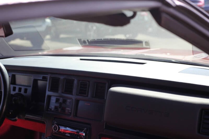 1988 Chevrolet Corvette null photo 21