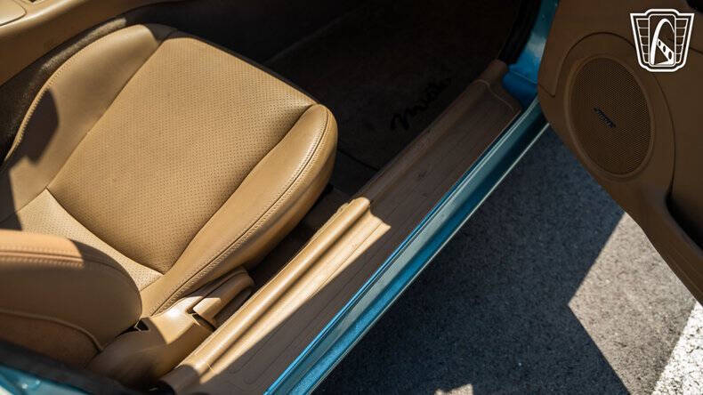 2001 Mazda MX-5 Miata