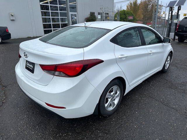 2015 Hyundai Elantra SE
