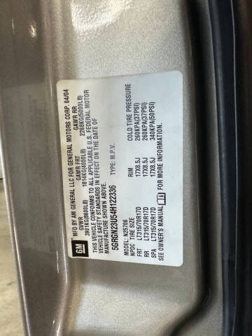 2004 HUMMER H2