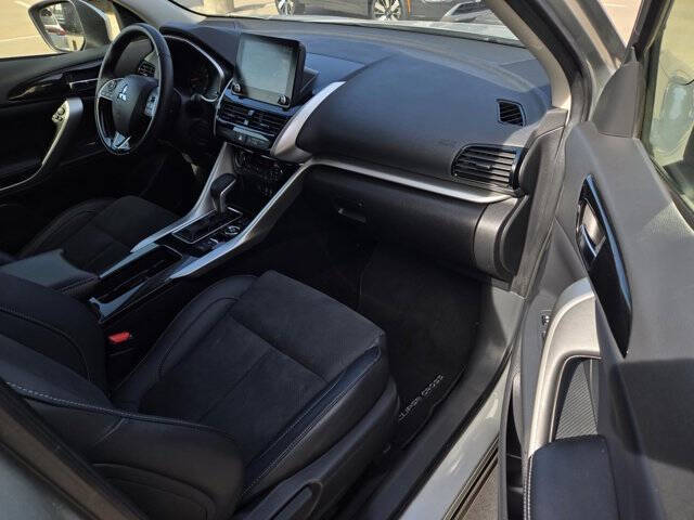 2024 Mitsubishi Eclipse Cross SE