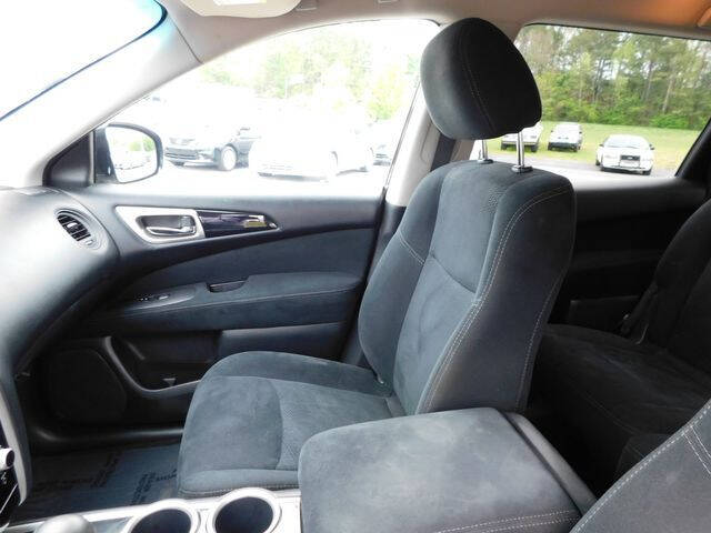 2013 Nissan Pathfinder Platinum