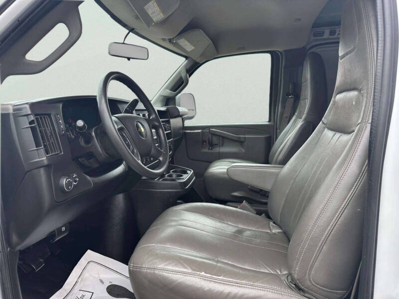 2020 Chevrolet Express 2500