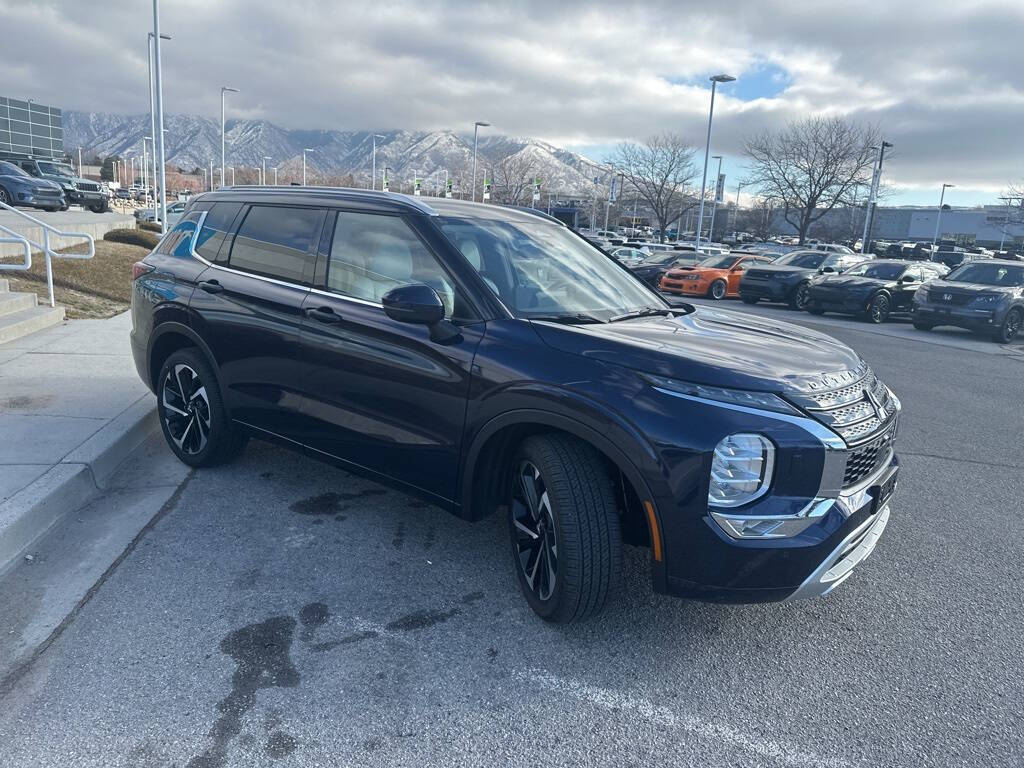 2024 Mitsubishi Outlander for sale at Axio Auto Boise in Boise, ID