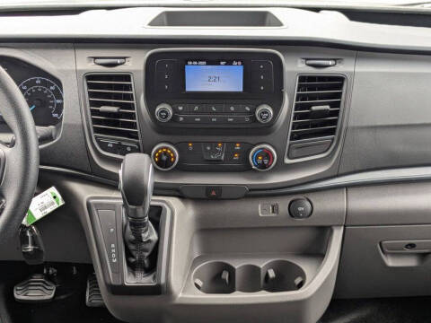 2025 Ford Transit 250