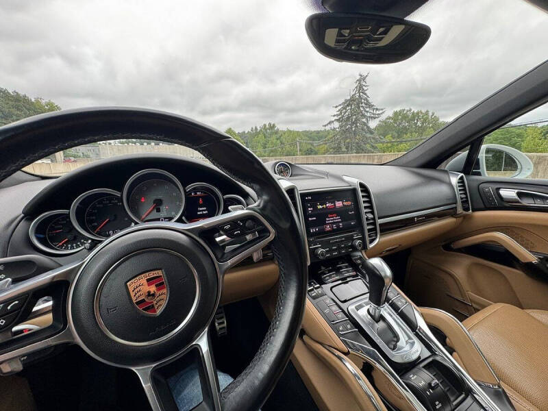 2017 Porsche Cayenne S