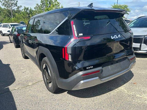 2024 Kia EV9 Light Long Range