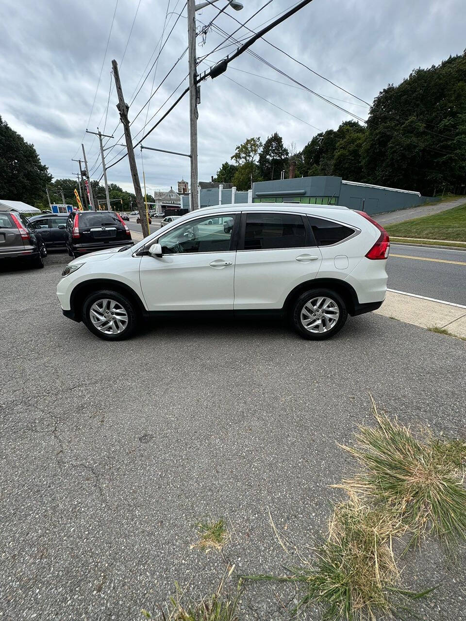 2015 Honda CR-V for sale at Ramos Auto Sales LLC in Leominster, MA