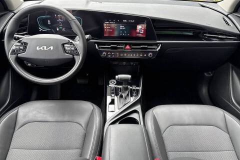 2025 Kia Niro EX