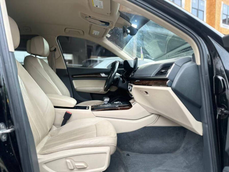 2019 Audi Q5 quattro Premium 45 TFSI