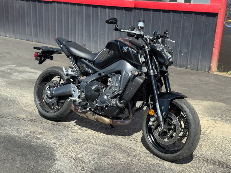 2022 Yamaha MT-09 LOW MILES!!