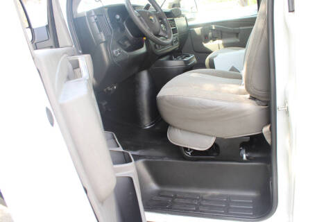 2019 Chevrolet Express 2500