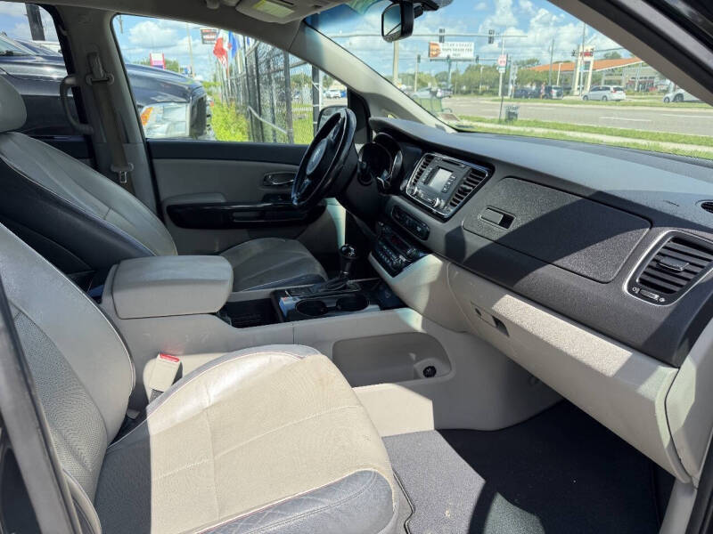 2016 Kia Sedona EX
