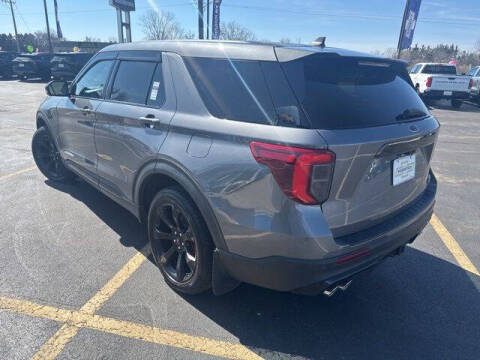 2022 Ford Explorer ST