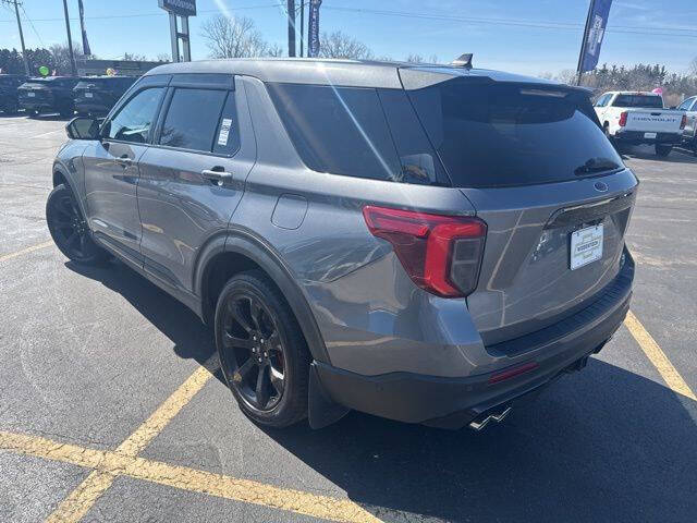 2022 Ford Explorer ST