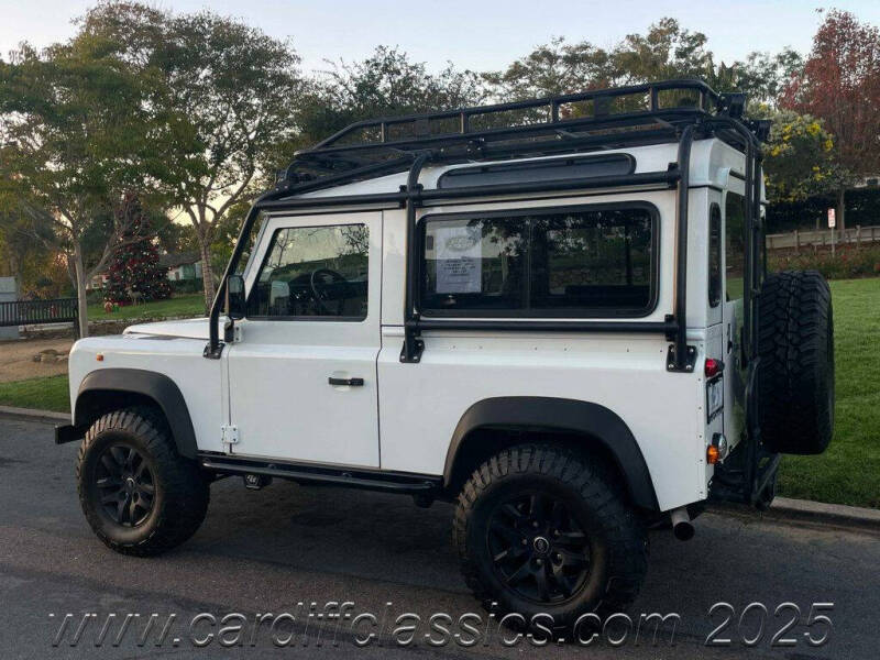 1985 Land Rover Defender