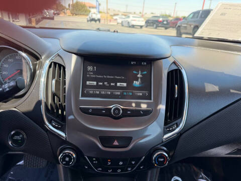 2017 Chevrolet Cruze LT Auto