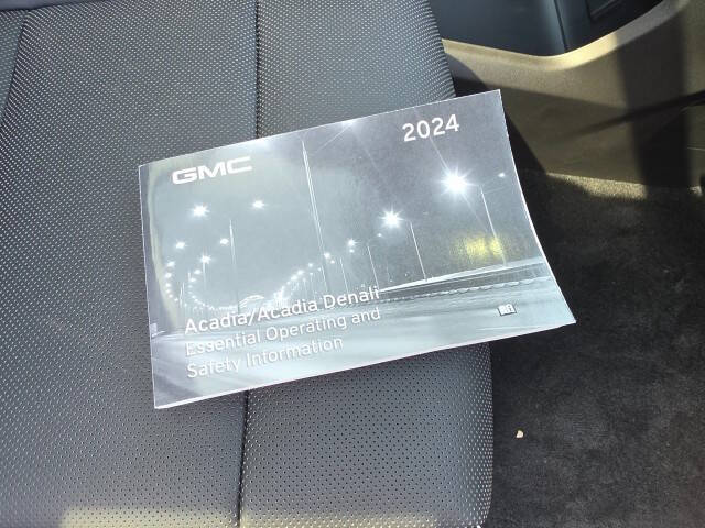 2024 GMC Acadia Denali