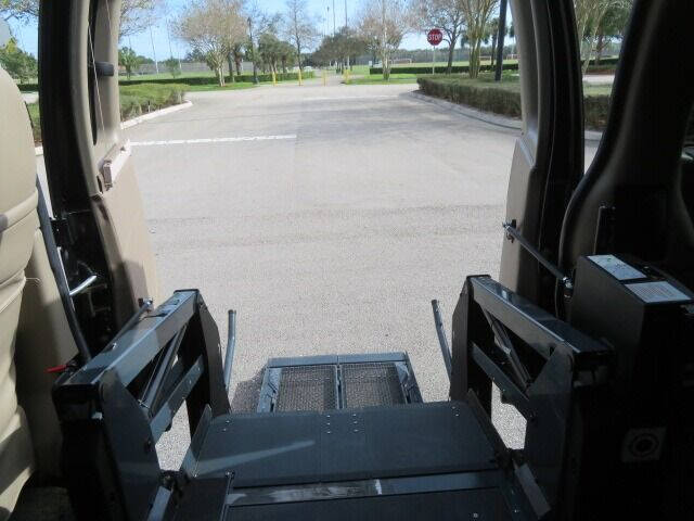 2017 Chevrolet Express 2500