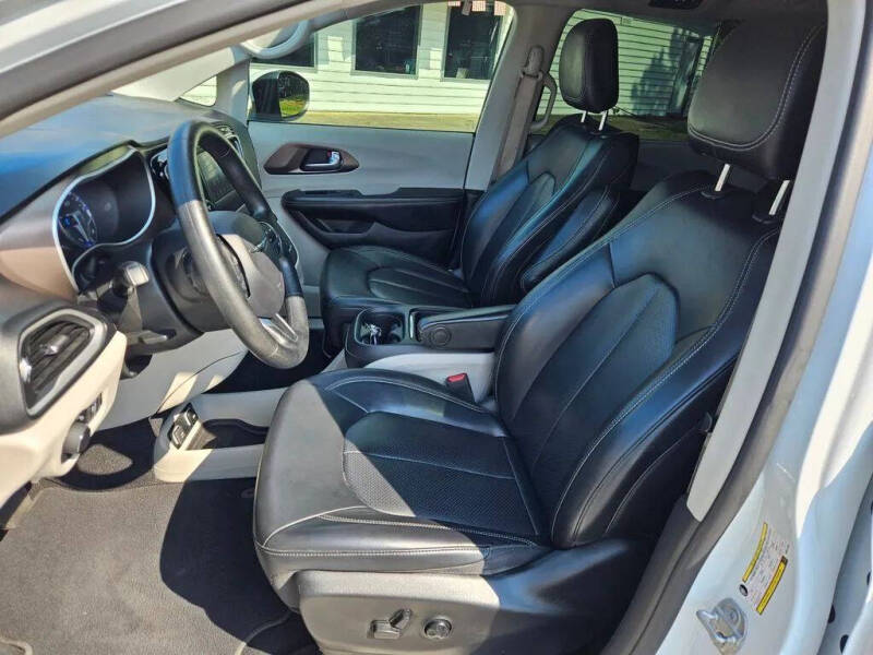 2021 Chrysler Voyager LXi