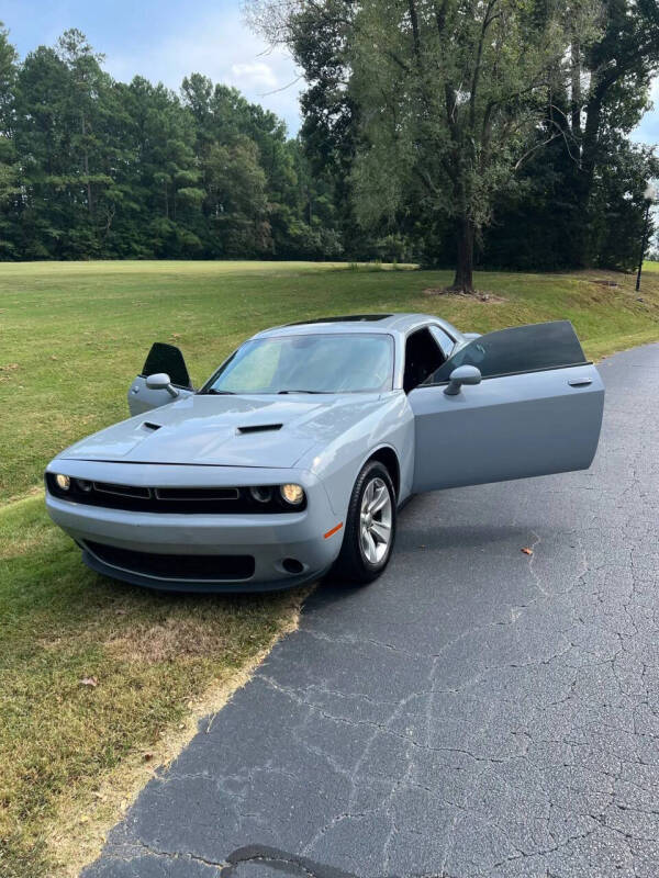 2021 Dodge Challenger SXT