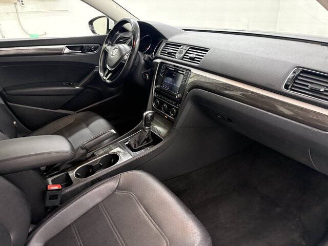 2016 Volkswagen Passat