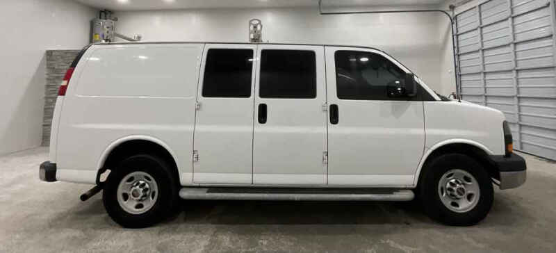 2016 GMC Savana 2500