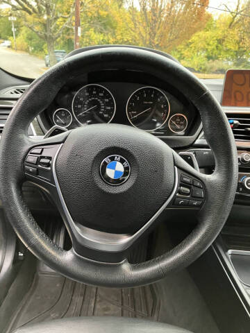 2018 BMW 3 Series 330i xDrive