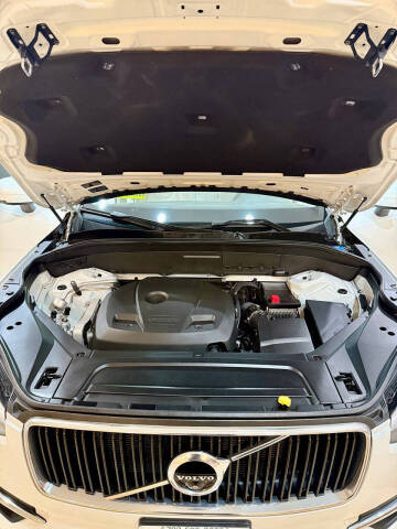 2018 Volvo XC90 T5 Momentum 7-Passenger