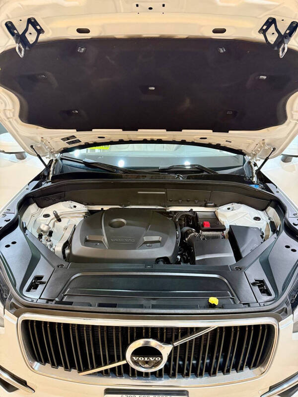 2018 Volvo XC90 T5 Momentum 7-Passenger