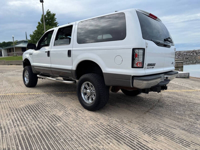 2003 Ford Excursion XLT