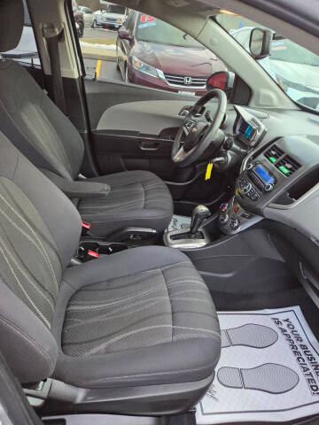 2015 Chevrolet Sonic LT Auto