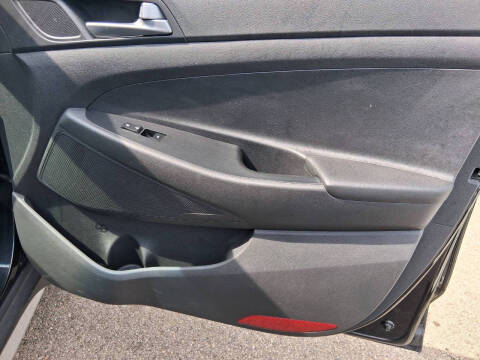 2017 Hyundai Tucson SE Plus