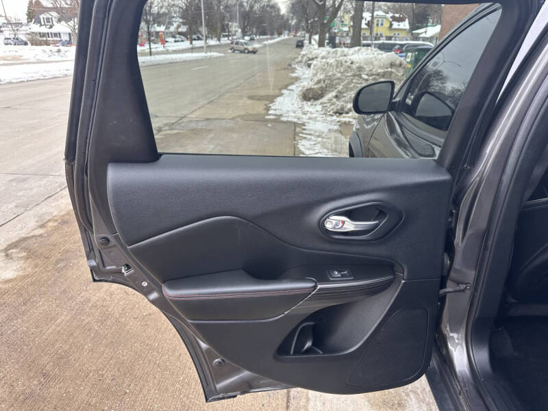 2014 Jeep Cherokee Trailhawk