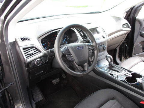 2016 Ford Edge SE