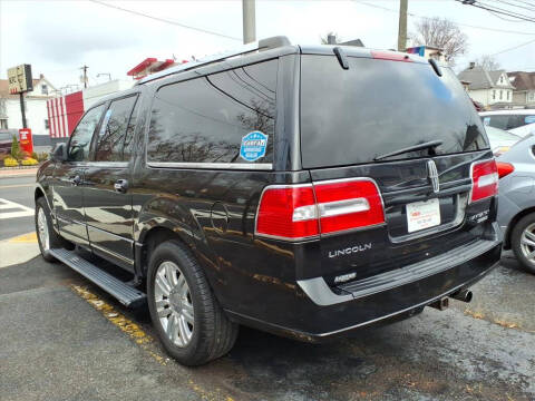 2014 Lincoln Navigator L