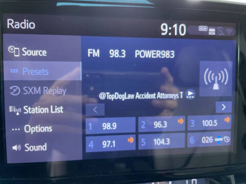 2023 Toyota Sienna LE 8-Passenger