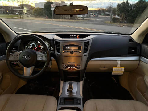 2010 Subaru Outback 2.5i Premium