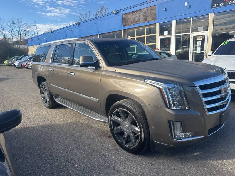 2016 Cadillac Escalade ESV Luxury Collection