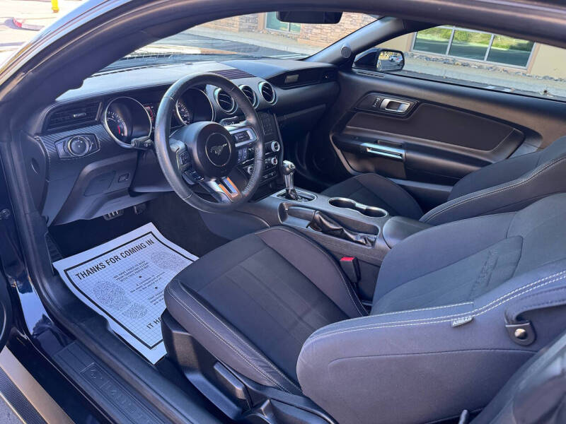 2021 Ford Mustang EcoBoost