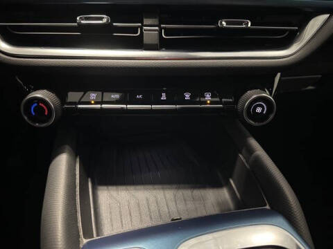 2024 Chevrolet Equinox EV LT