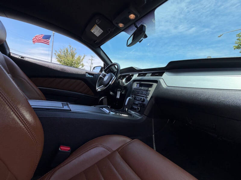 2014 Ford Mustang V6 Premium