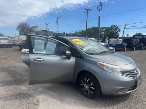 2015 Nissan Versa Note SV